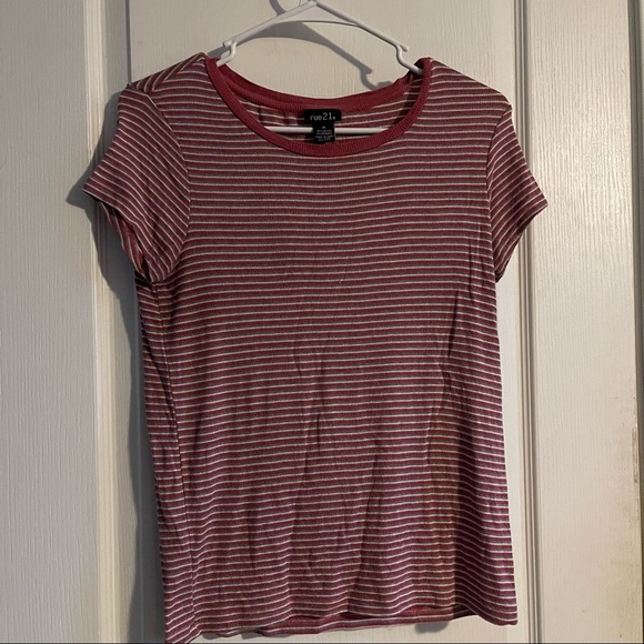 ✨Rue21 Favorite Tee Striped Pink, Grey & White Striped Super Soft Tee✨ - Picture 4 of 8